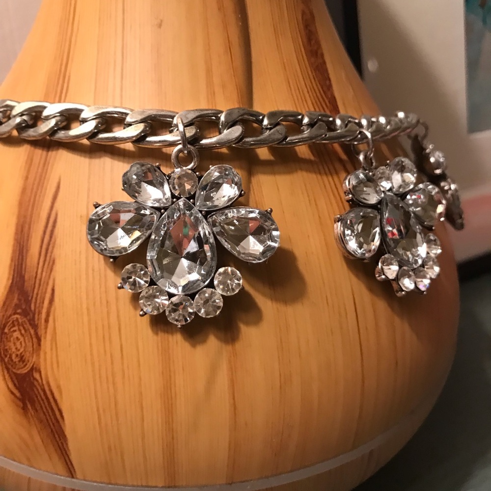 Necklace - Picture 4 of 8